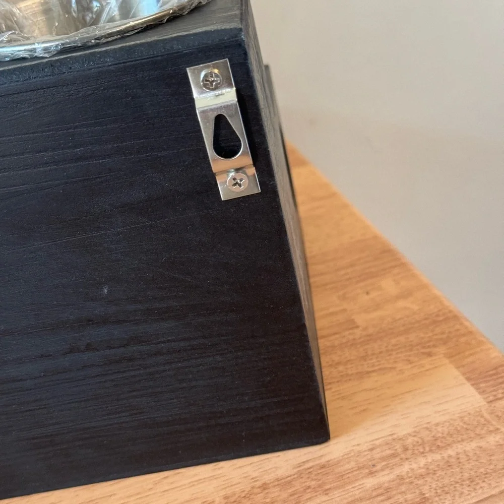 Beauty storage rack